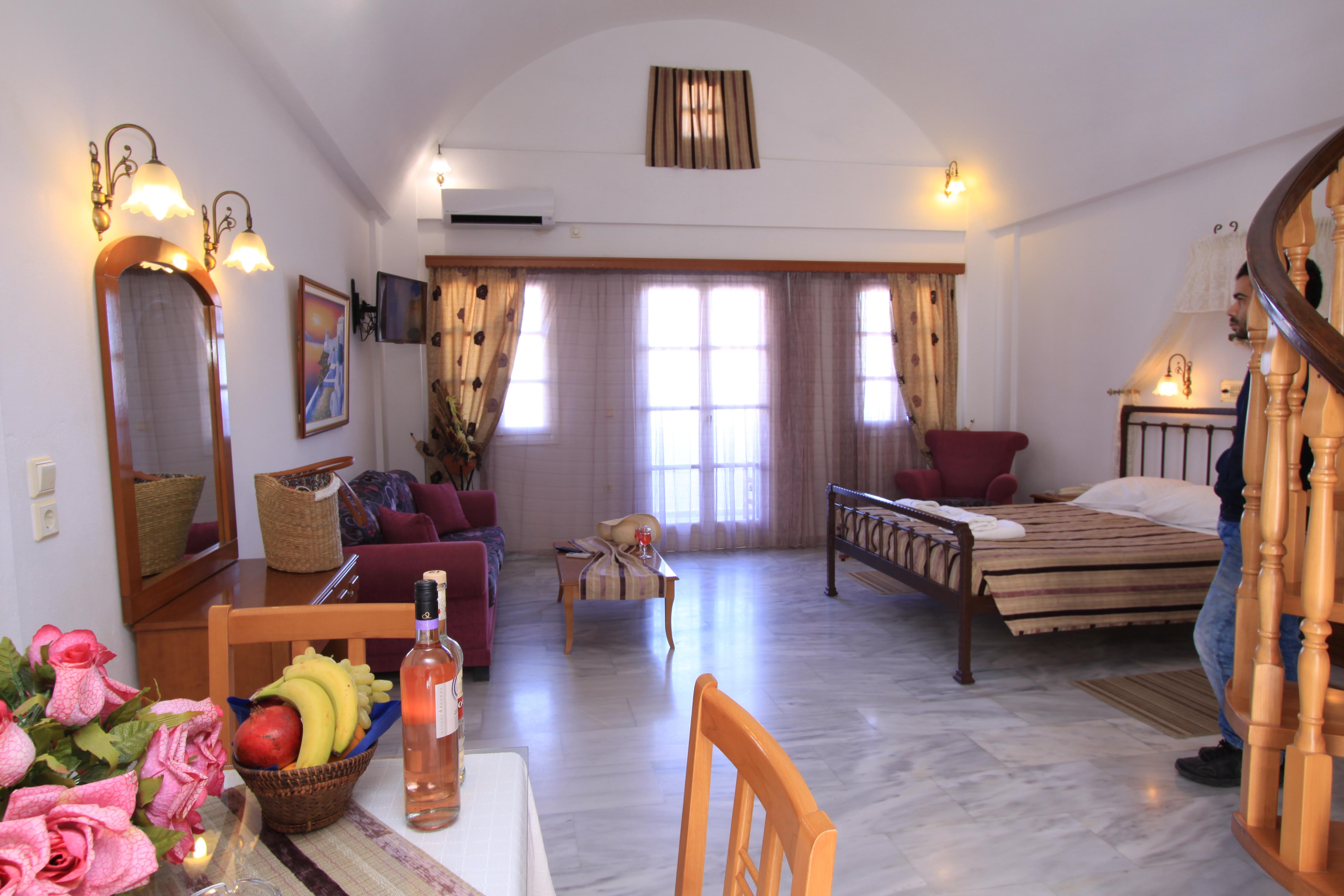 Aegean View Hotel Kamári Екстериор снимка