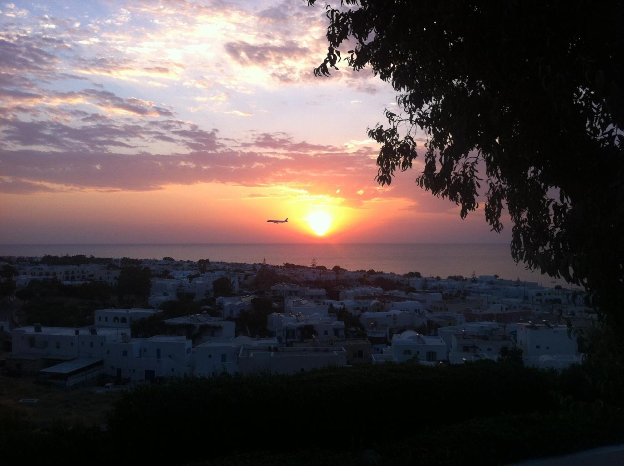 Aegean View Hotel Kamári Екстериор снимка